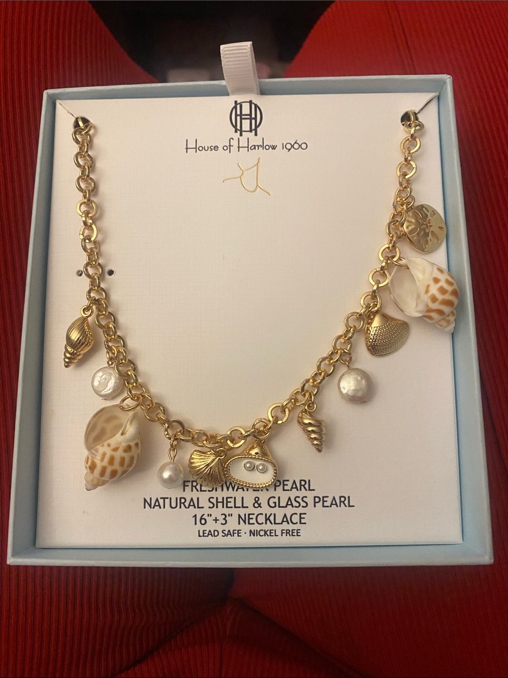 💕NEW💕 House of Harlow 1960 Gold Charm Necklace with Cream Shells & Pearls